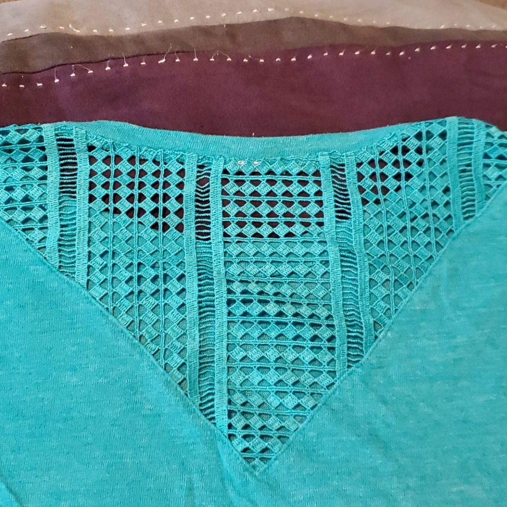 Shirt - Picture 2 of 3